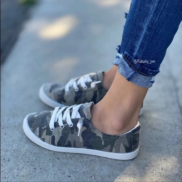 Camo Slip-On Sneakers | Soda Canvas Lace-Up Casual Shoes - Picture 3 of 3